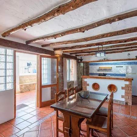 Dos Hermanas Villa