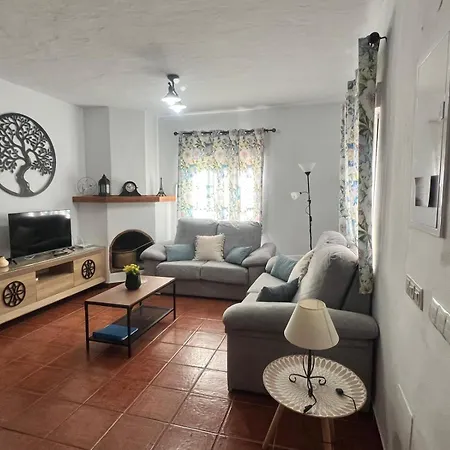 Dos Hermanas Villa